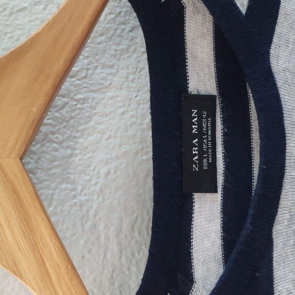 Zara Man Crewneck Sweater - Picture 2 of 3